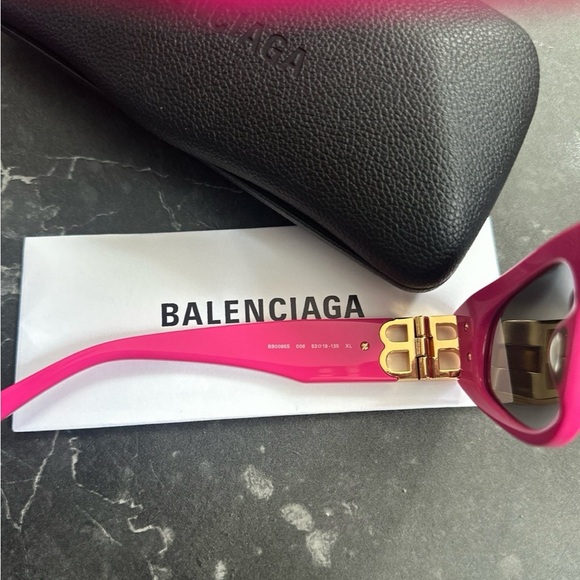 Balenciaga sunglasses - Picture 2 of 5